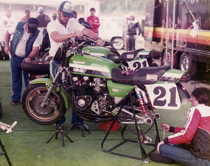Eddie Lawson 1982 Kawasaki Z1000 Superbike fox shox Jim Gianatsis