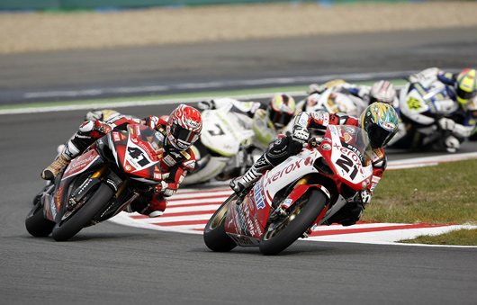 Bayliss Haga race action Magny-Cours