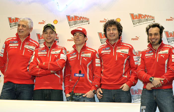 Ducati Wroom MotoGP Press Introduction with valentino Rossi and Nicky Hayden photo photograph picture