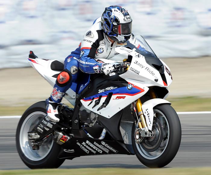 Leon Haslam BMW World Superbike photo