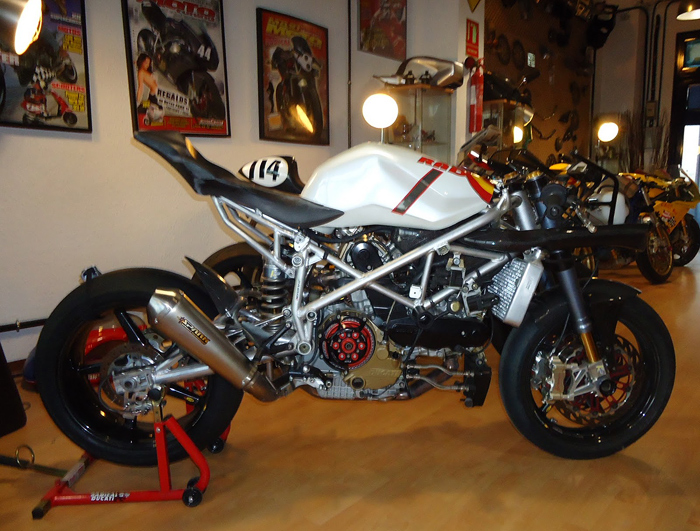 Radical Ducati Streetfighter Superbike Spain