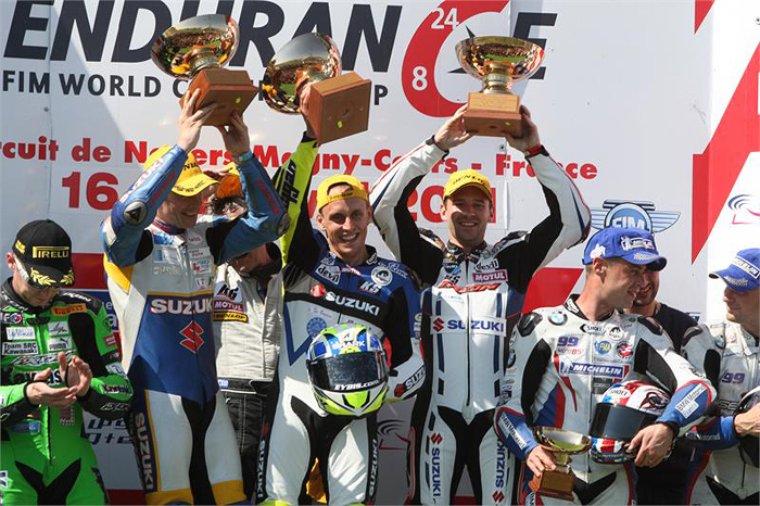 2011 World Endurance Championship 2011 Bol D'Or france podium photo 