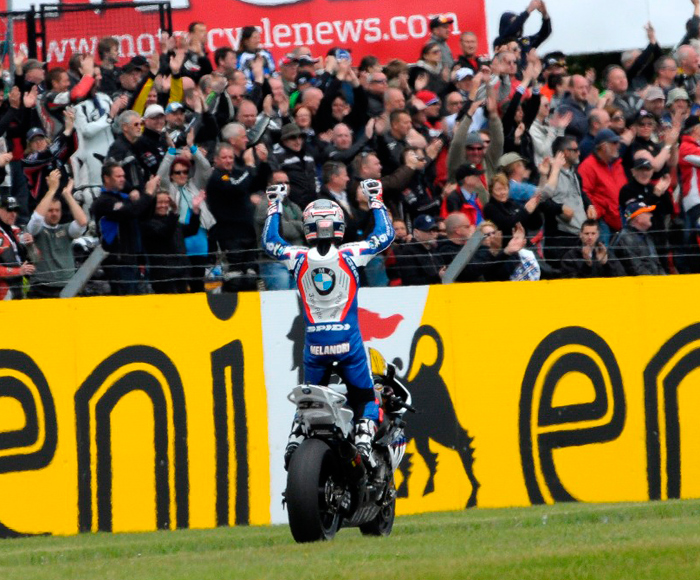 Marco Melandri win Donnington World Superbike