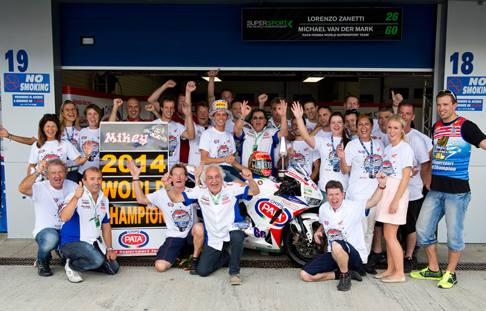 Van der mark World Supersport Champion 2014 Team Victory photo