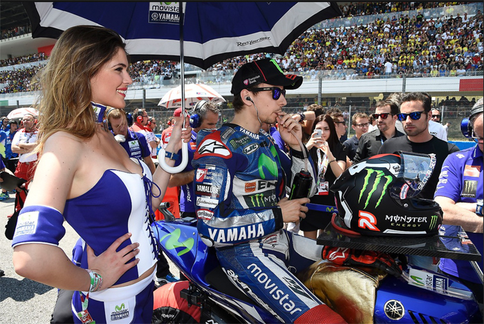 Lorenzo Mugello Grid MotoGP 2015 girl