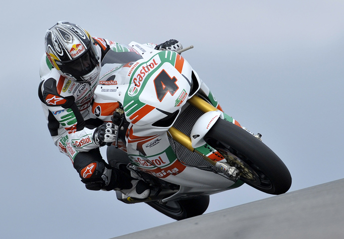 Jonthan Rea Ten Kate castrol Honda action racing photo World Superbike