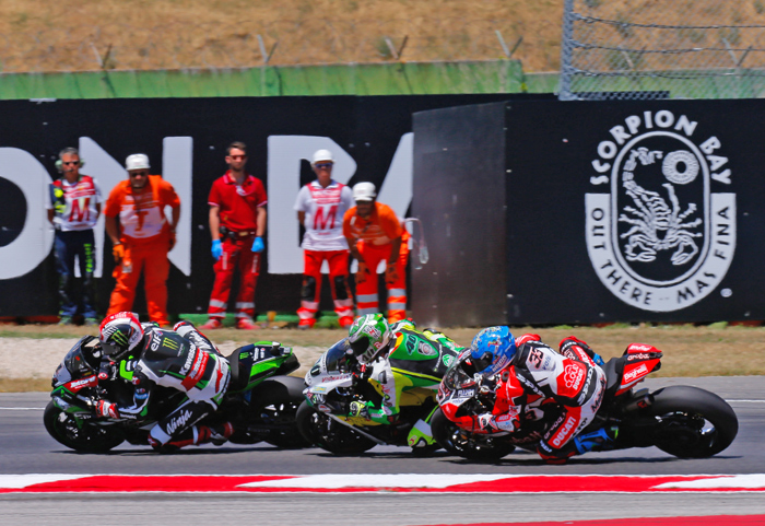 Jonthan Rea, Ramos, Mealndri Misano SBK race action